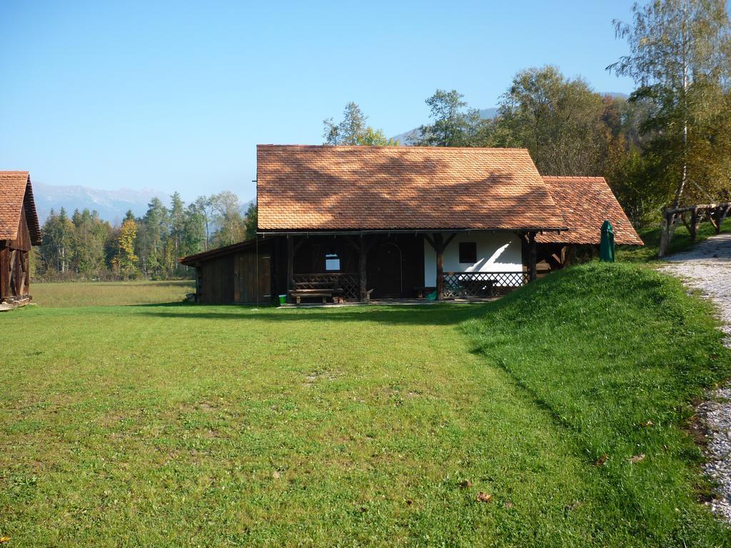 Hotel Gostisce Smuk Križe Exterior foto